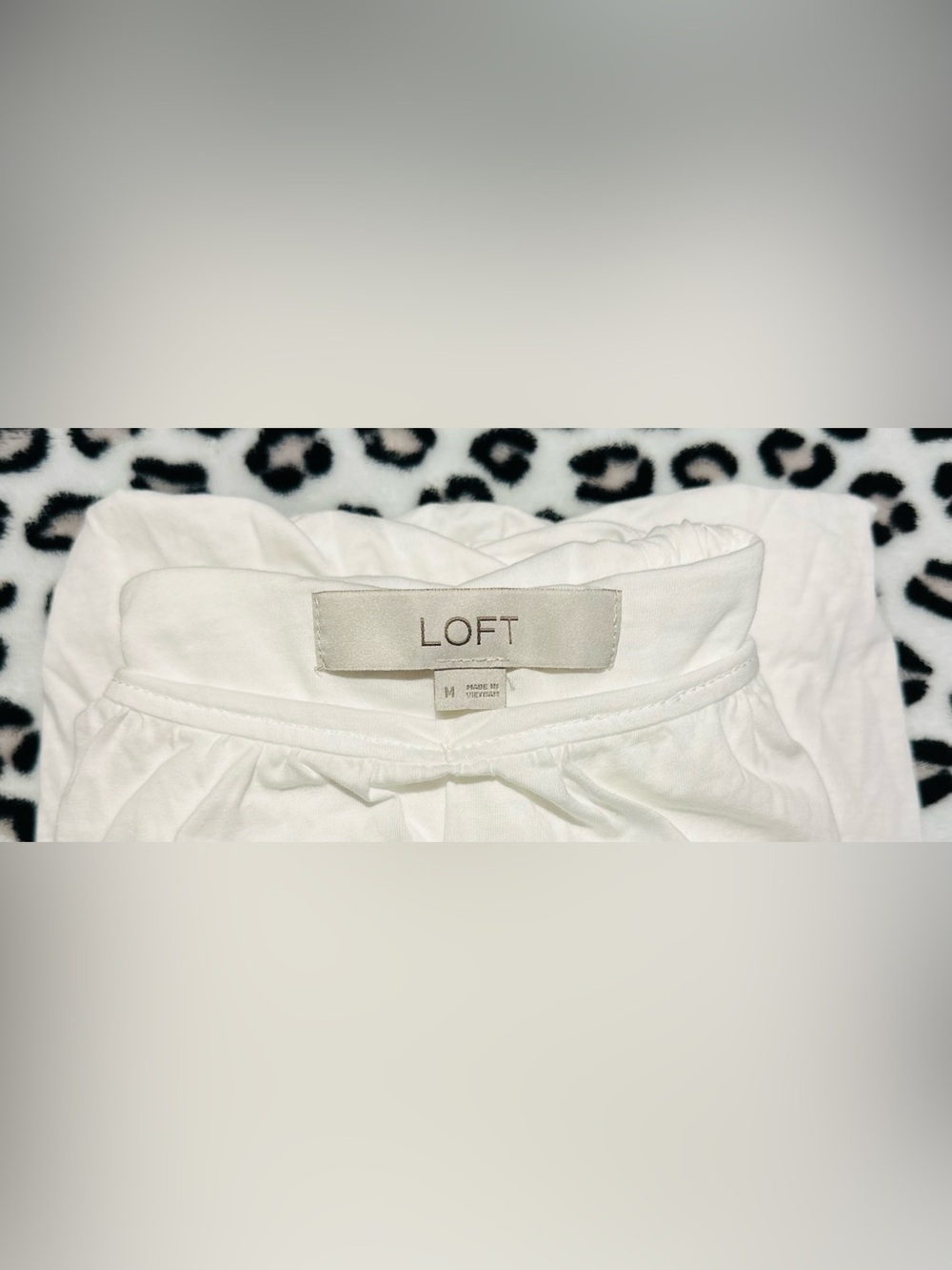 LOFT 100% Cotton White Sleeveless Bubble-Hem Boho Minimalist Blouse, Size Medium - Picture 6 of 8